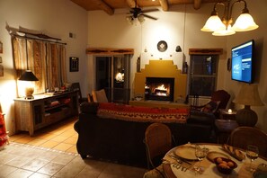 Interior - A Unique Artisan/Yogi Home in Eldorado, Santa Fe (Santa Fe)