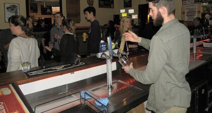 Market Tavern - Hostel and Bar