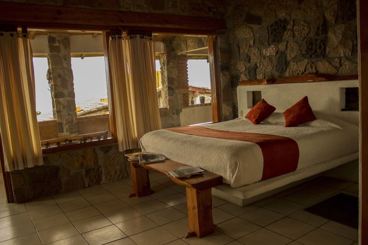 Basic Chalet, 1 King Bed, Accessible | Down comforters, WiFi (free), bed sheets