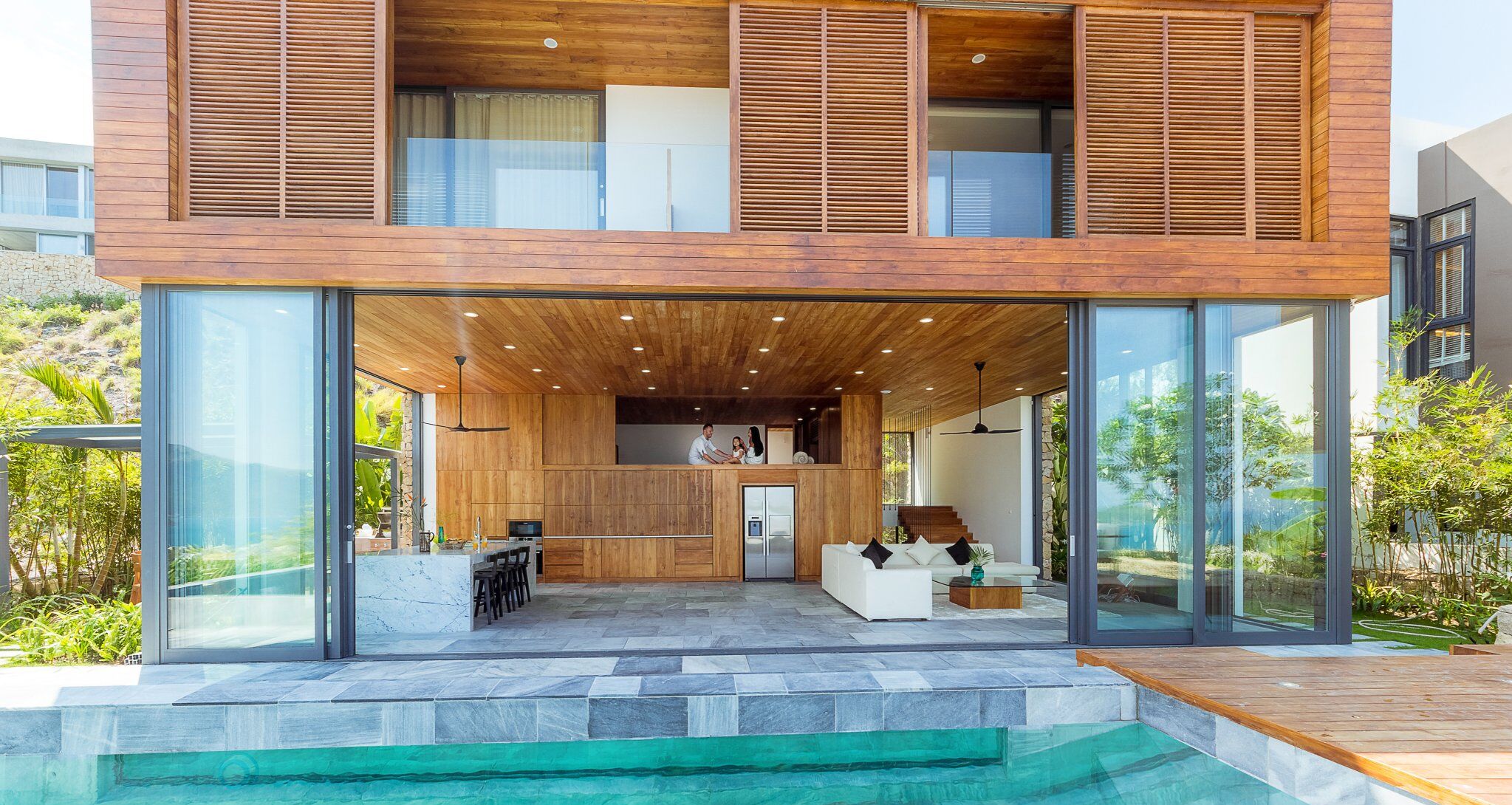 Venity Chill | 4 bedrooms, in-room safe, individually decorated, individually furnished