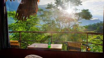 Bungalow, Mountain View | Minibar, desk, free WiFi, bed sheets