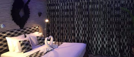 Deluxe Studio | 1 bedroom, minibar, in-room safe, free WiFi