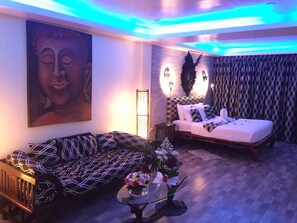 Deluxe-studio | 1 makuuhuone, minibaari, tallelokero huoneessa, ilmainen Wi-Fi
