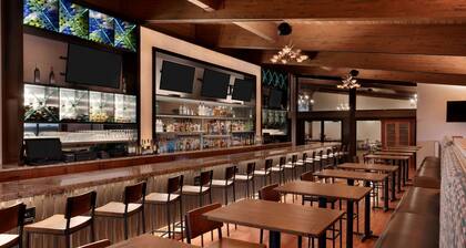 Wyndham Garden State College