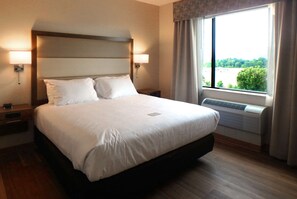 Allergikerbettwaren, Zimmersafe, Schreibtisch