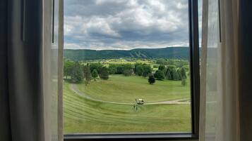 Näkymä golfkentälle