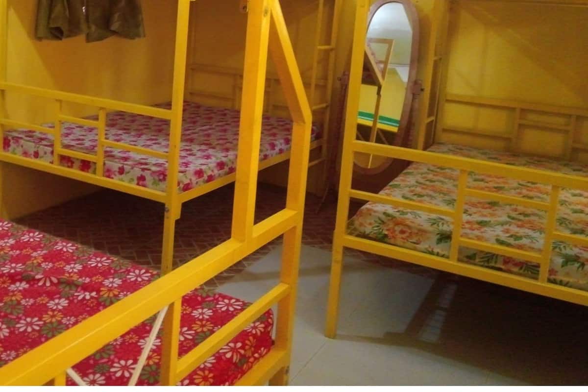 Free WiFi, bed sheets
