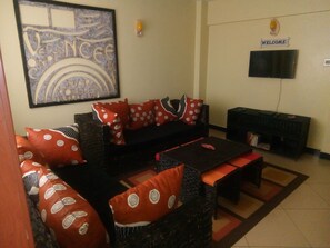 Design Apartment, 2 Double Beds | Living room | Netflix - Savannah Sunset (Nairobi)