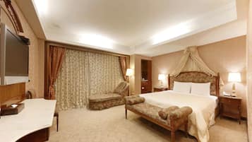 Exclusive Double or Twin Room, Non Smoking | Down comforters, pillowtop beds, minibar, individually decorated