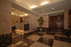 Down duvets, pillow-top beds, individually decorated - Reedon Boutique Hotel (Taipei)