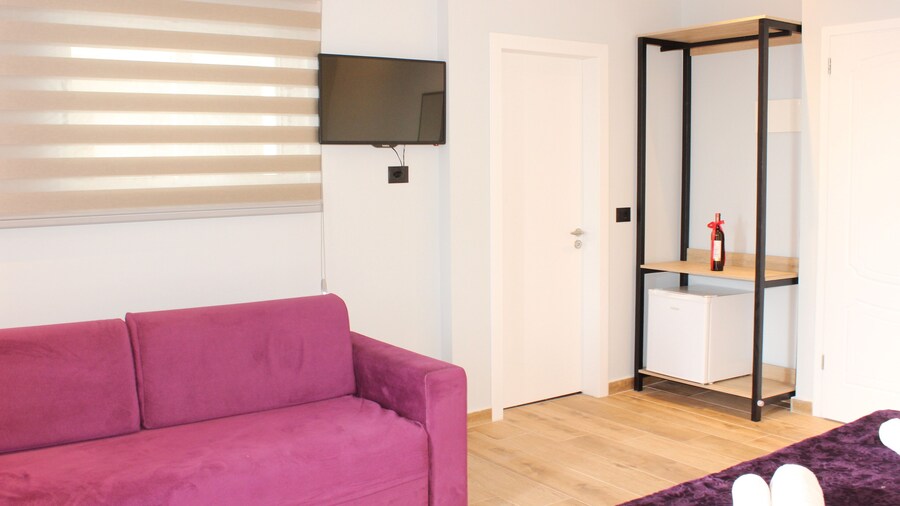 Bebi Apartments
