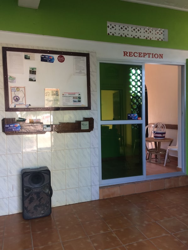 Interior entrance - Suba Motel (Kihihi)