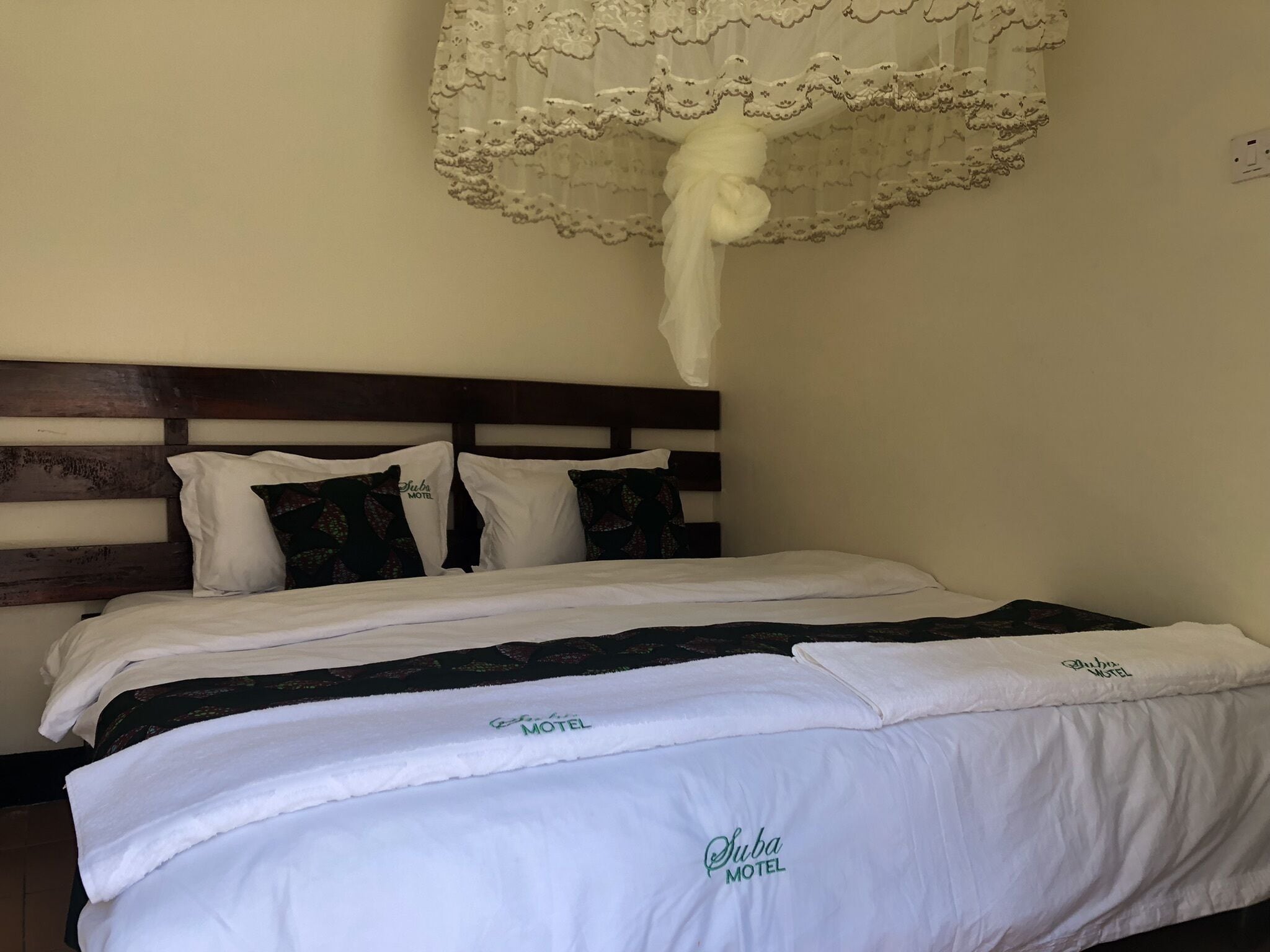 Executive-Doppelzimmer, barrierefrei | Schreibtisch, Bügeleisen/Bügelbrett, kostenlose Babybetten