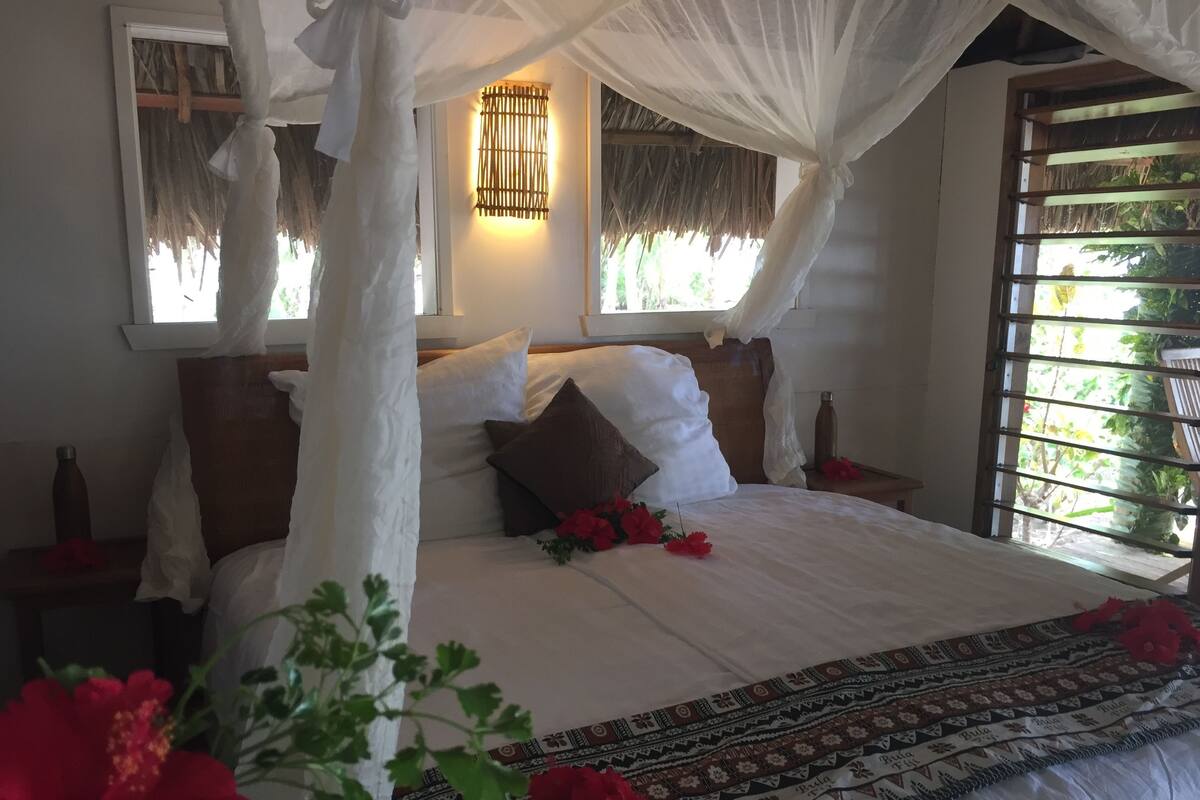 Egyptian cotton sheets, premium bedding, down duvets