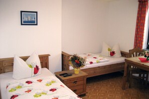Habitación individual | Cortinas opacas y wifi gratis