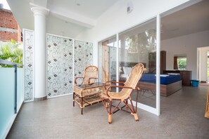 Habitación clásica doble, 1 cama de matrimonio, no fumadores | Terraza o patio