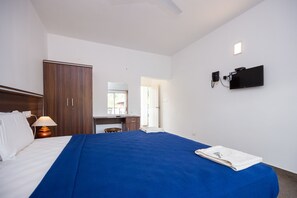 Classic Double Room, 1 Queen Bed, Non Smoking | Frette Italian sheets, desk, rollaway beds, free WiFi - God's Own Villa (Neyyattinkara)