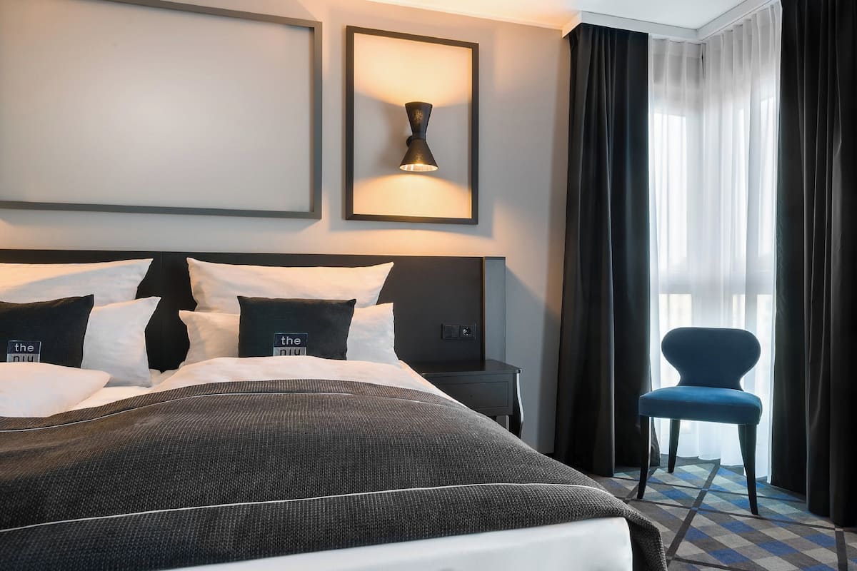 In-room safe, blackout drapes, soundproofing, free WiFi
