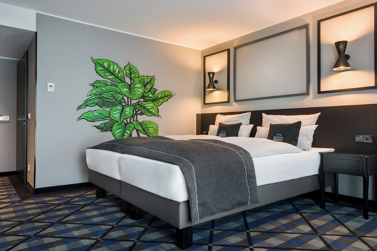 in-room safe, blackout curtains, soundproofing, free wifi