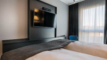 Zimmersafe, Verdunkelungsvorhänge, schallisolierte Zimmer