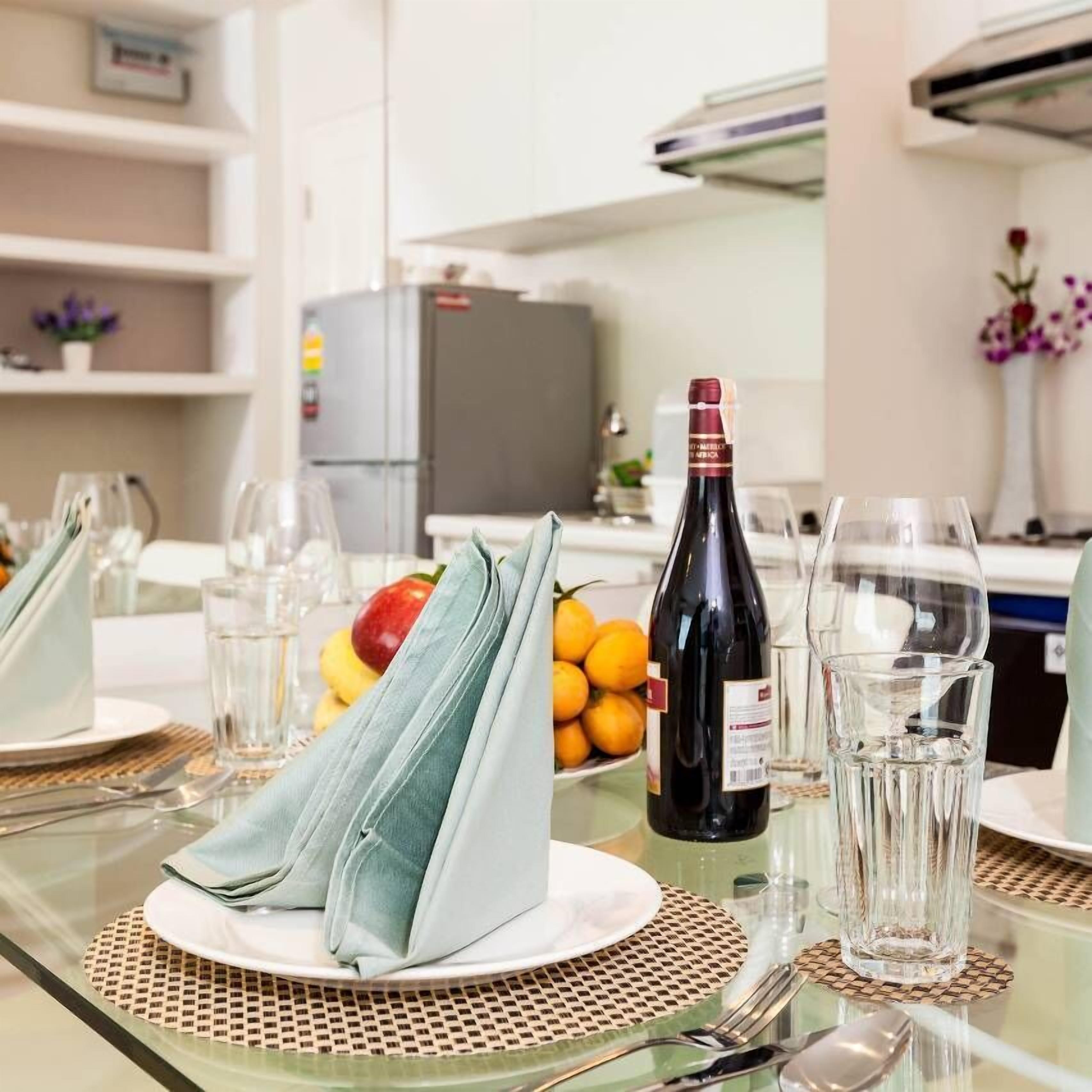 1 Bedroom with kitchenette | Khu vực ăn uống tại phòng