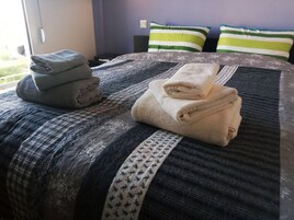 Superior Apartment, 2 Bedrooms, Club lounge access, Park View