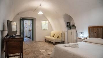 1 chambre, literie de qualité supérieure, bureau, lits bébé (gratuits)