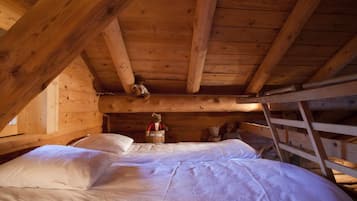 Luxury Chalet, 3 Bedrooms, Non Smoking, Mountain View | 3 bedrooms, laptop workspace, iron/ironing board, free WiFi