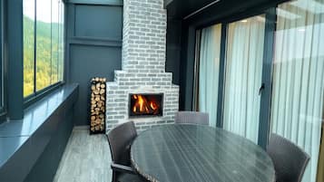 Honeymoon Suite | Terrace/patio