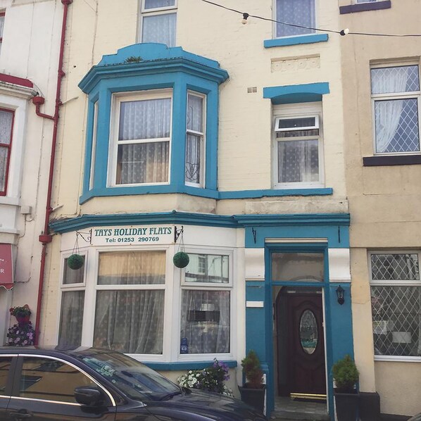 Front of property - Tays Holiday Flats (Blackpool)