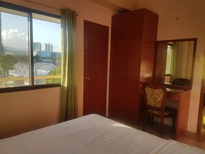 Habitació superior, 2 dormitoris (Annex) | Escriptori, wifi gratuïta i roba de llit 