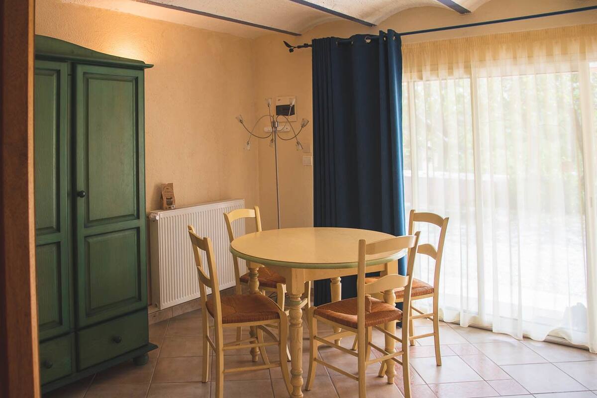 Familien-Vierbettzimmer | Individuell dekoriert, individuell eingerichtet, Schreibtisch