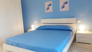 Apartment, 2 Bedrooms | 2 bedrooms, iron/ironing board, free WiFi, individually decorated