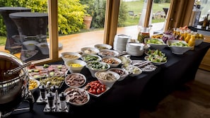 Desayuno buffet incluido todos los días