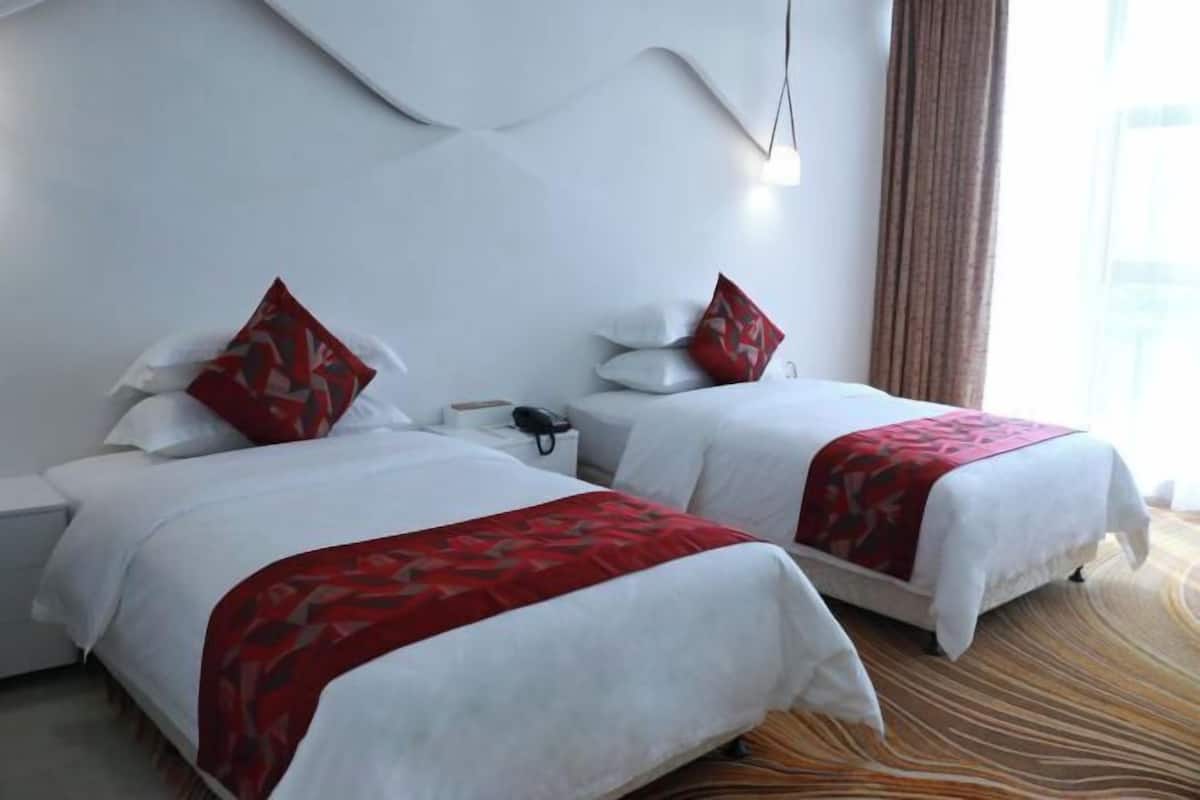 Minibar, in-room safe, desk, blackout curtains