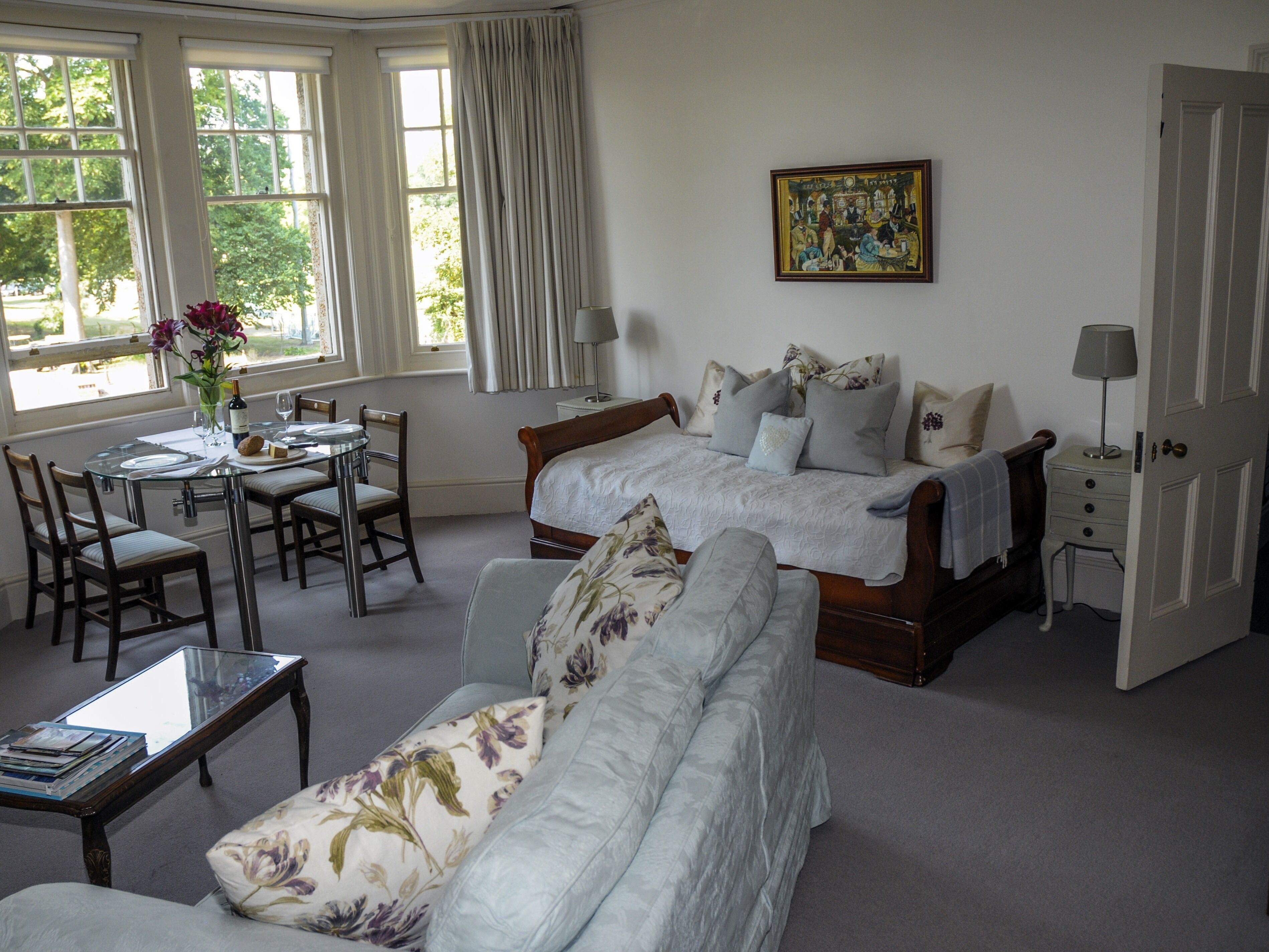 Deluxe Apartment, Ensuite | Lounge