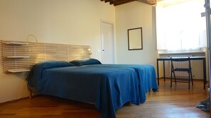 Appartement | 2 chambres, fer et planche à repasser, Wi-Fi gratuit, draps fournis