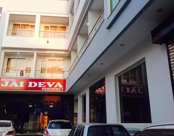 Ngoại thất