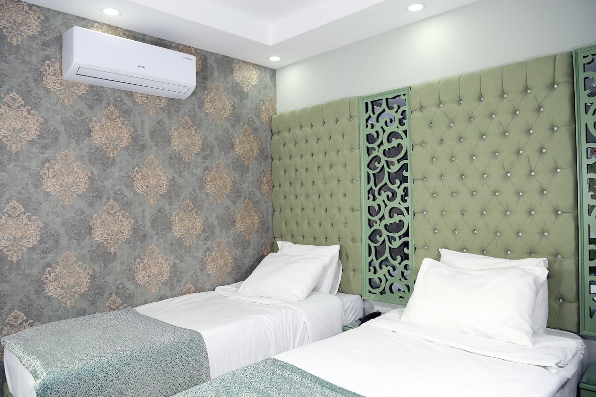 Premium bedding, Select Comfort beds, minibar, in-room safe