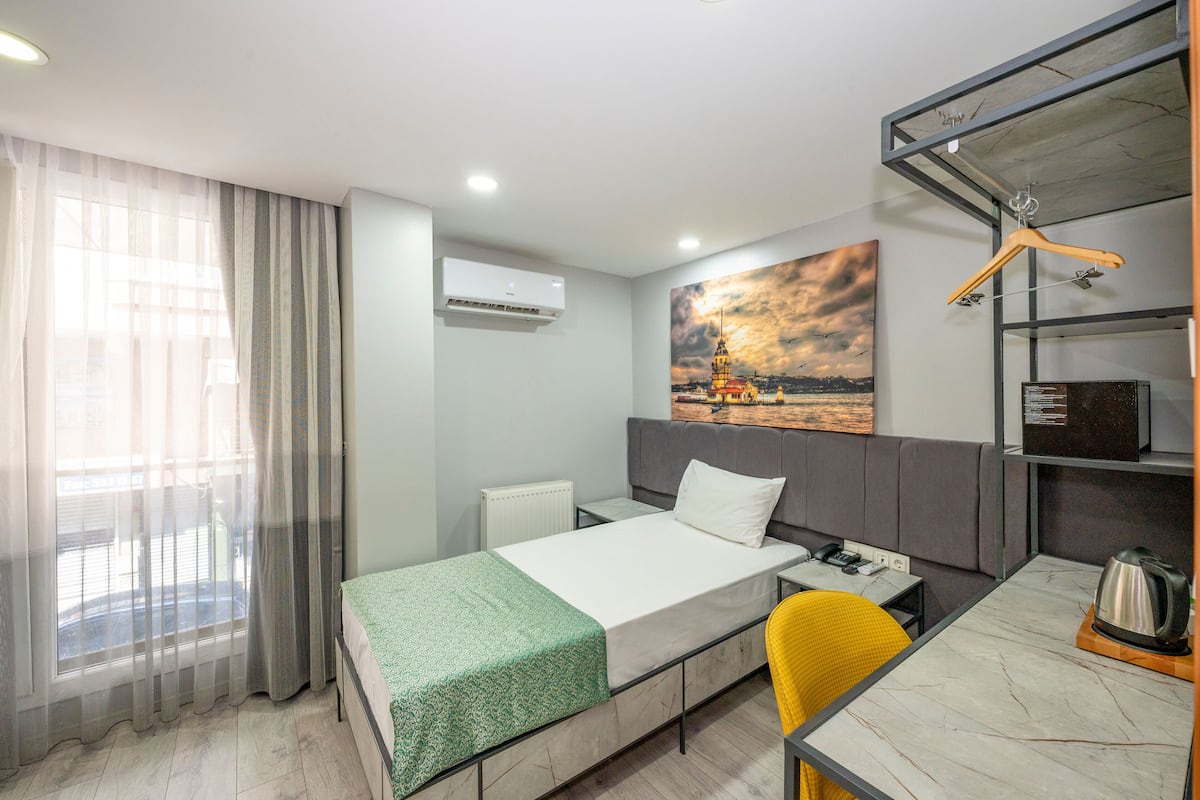 Premium bedding, Select Comfort beds, minibar, in-room safe