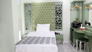 Deluxe Single Room | Premium bedding, Select Comfort beds, minibar, in-room safe