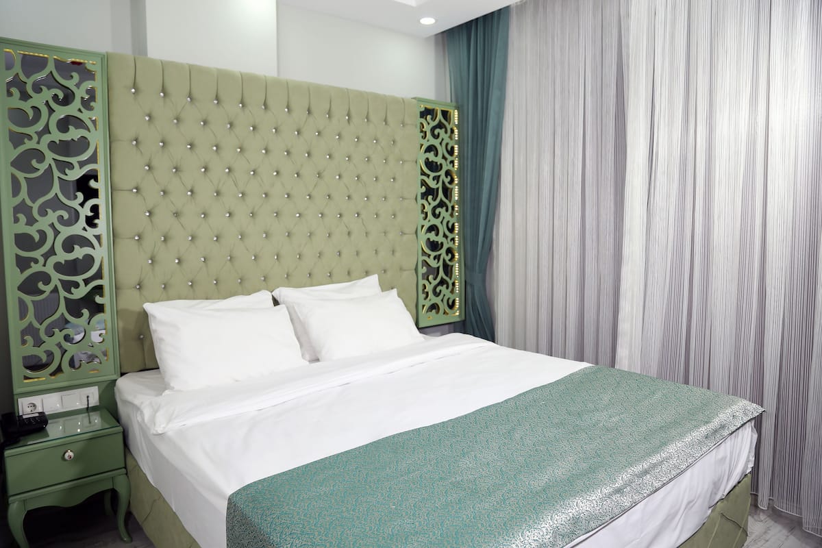 Premium bedding, Select Comfort beds, minibar, in-room safe