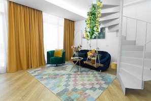 Duplex Apartment | Living room | 128-cm Smart TV with cable channels, TV - Novum Aparthotel (Bucharest)