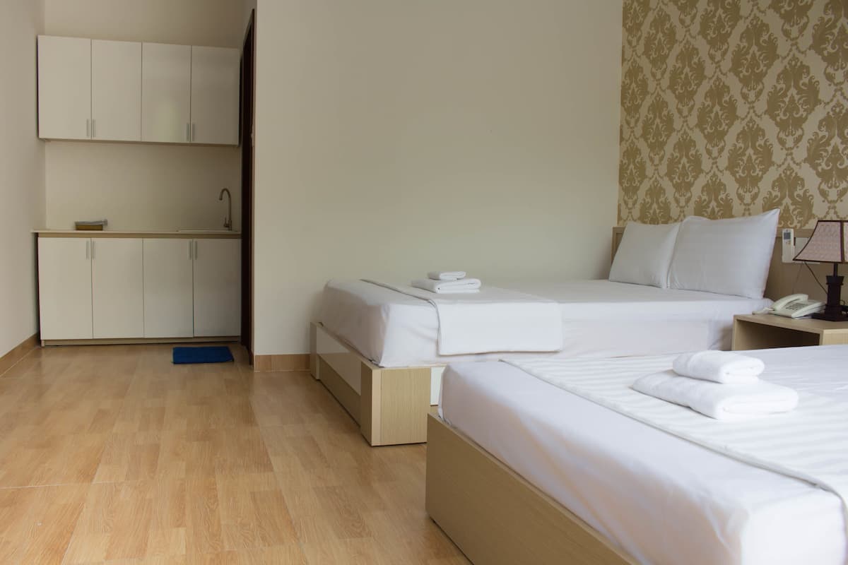 Triple Room | Desk, free WiFi, wheelchair access