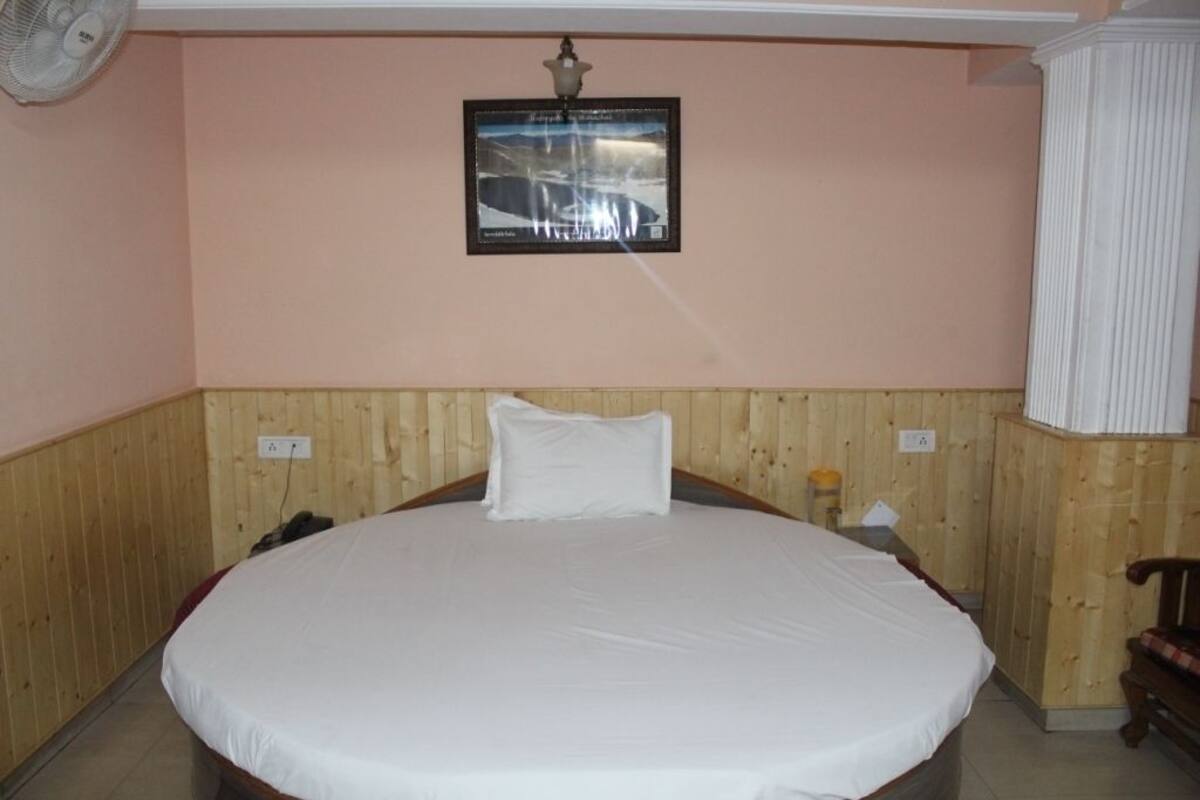 Chambre Double Lune de Miel, 1 lit double, fumeurs, vue vallée | Bureau, Wi-Fi gratuit, draps fournis