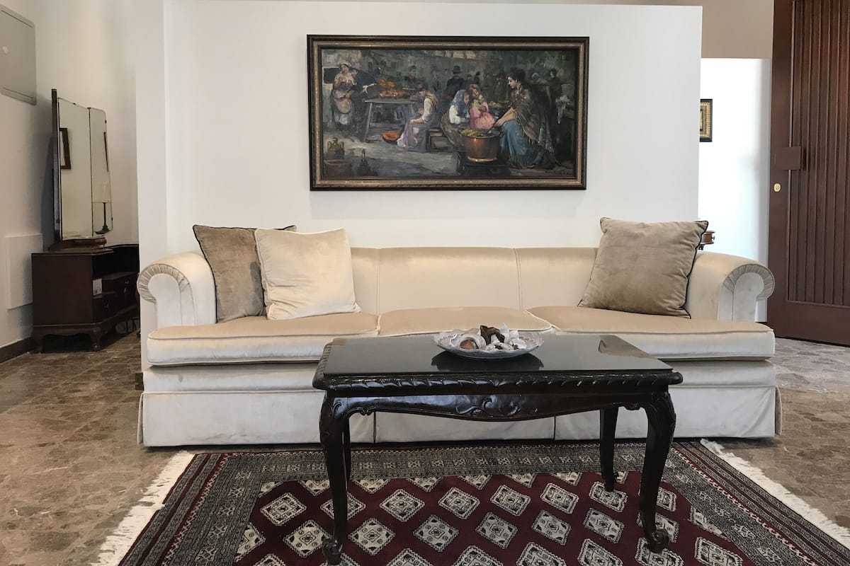 Luxury Townhome, Garden View (Lemon) | Egyptian cotton sheets, premium bedding, memory-foam beds, in-room safe