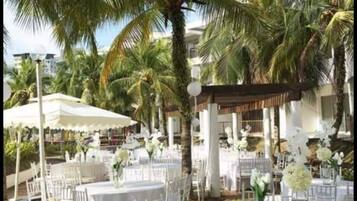 Área de bodas al aire libre