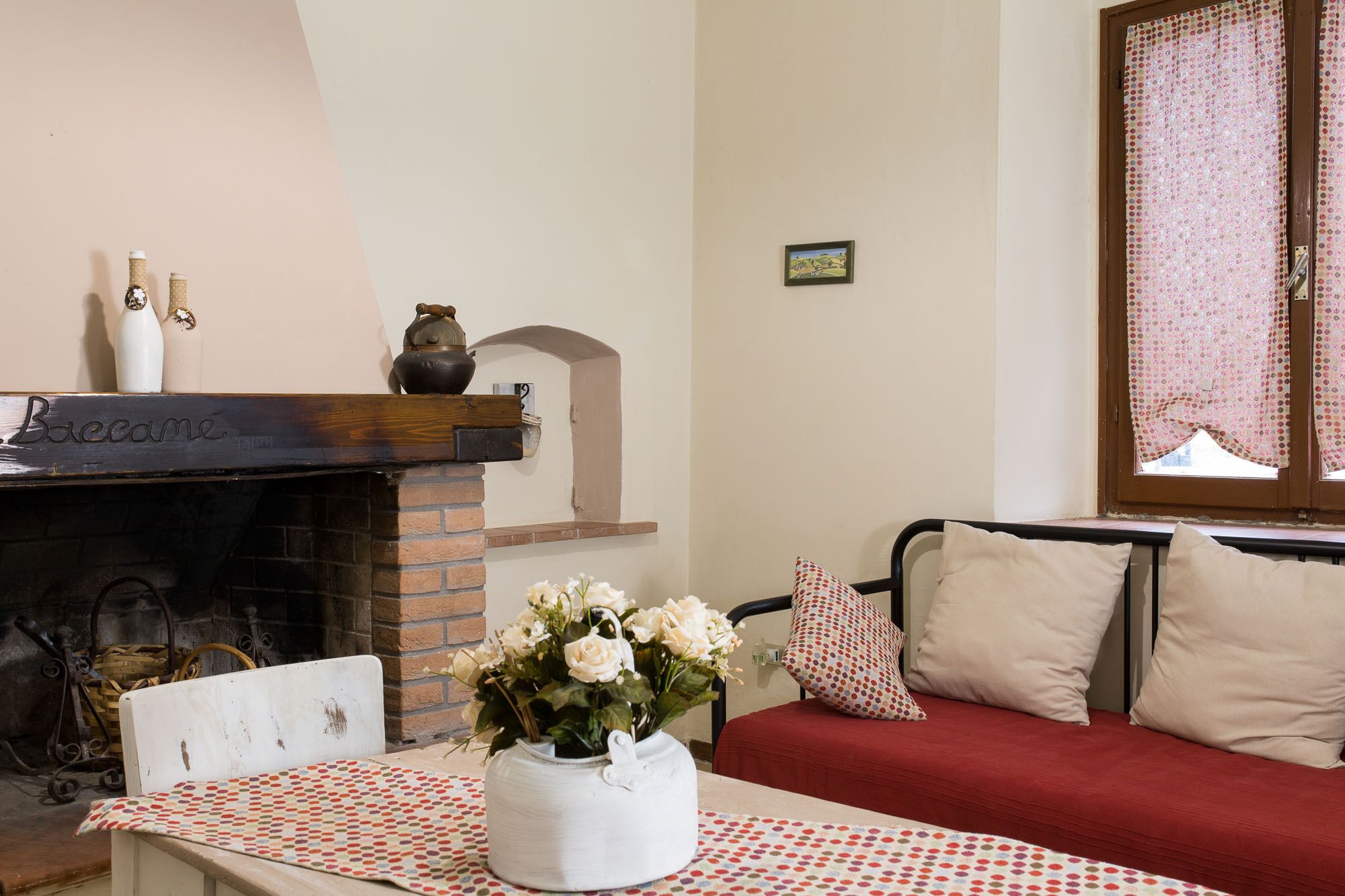 Apartment (Le Querce) | Living room | Flat-screen TV