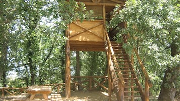 Children's play area - outdoor