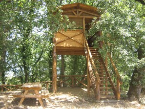 Área de juegos infantiles al aire libre